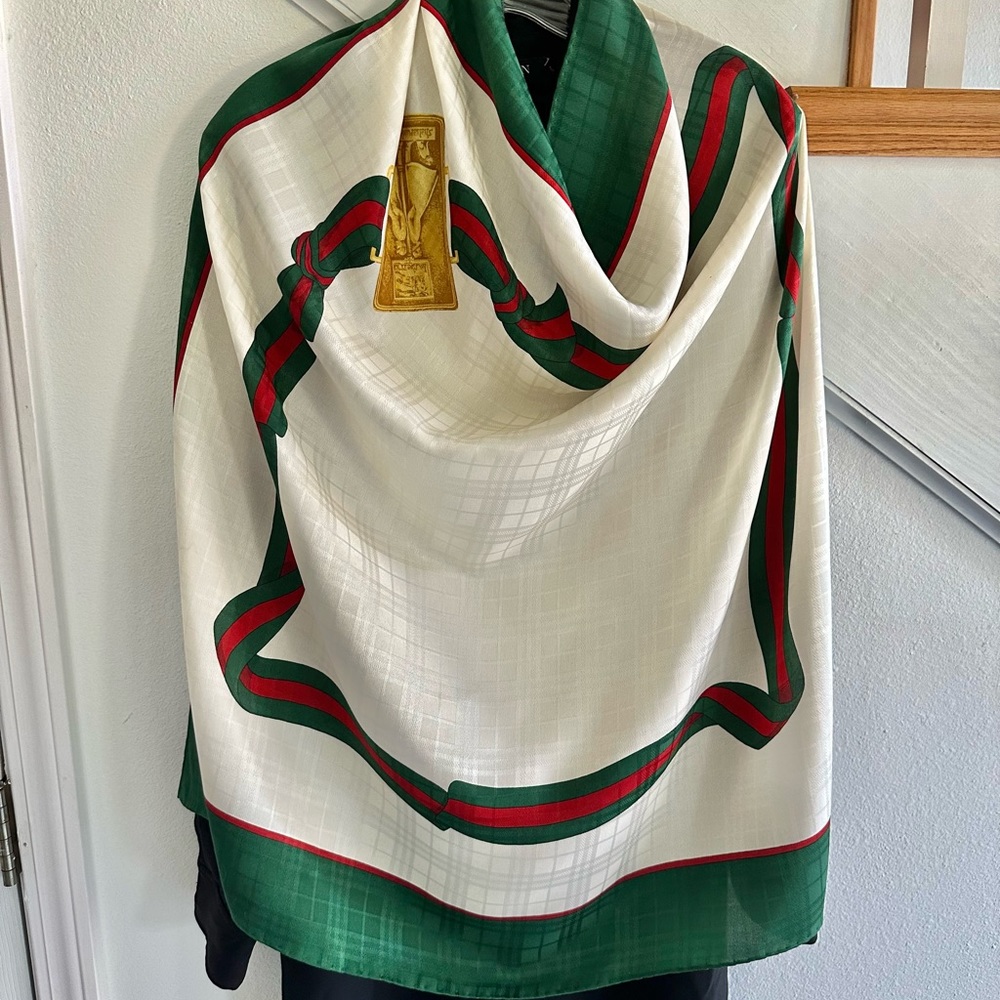 Burberry vintage scarf. Silk 34x34.5”. Rating 10/10 rating clean.